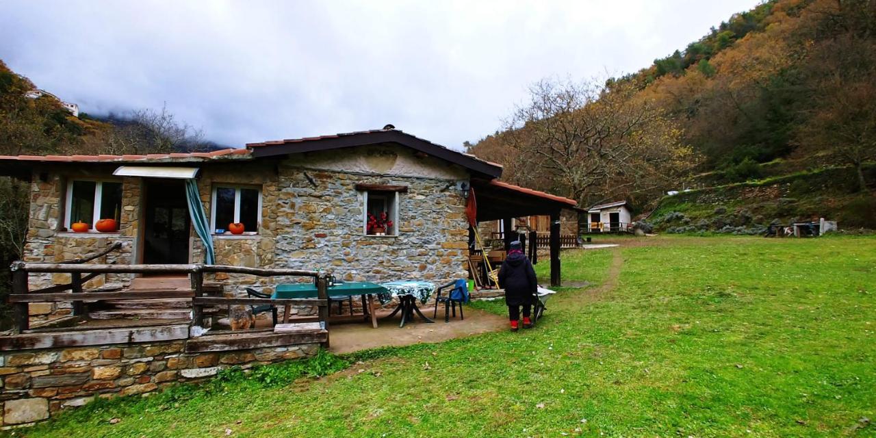 Hotel Agricamping Ponteraggio N.1 à Dolceacqua Extérieur photo