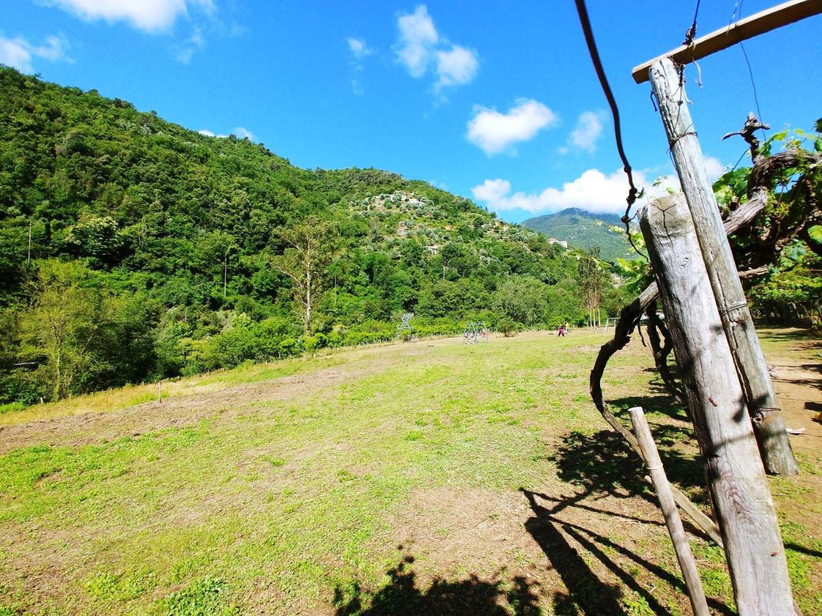 Hotel Agricamping Ponteraggio N.1 à Dolceacqua Extérieur photo
